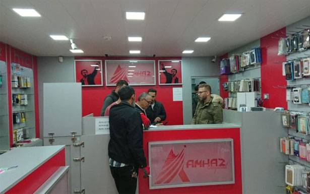 محلات الخلوي تعلن الإضراب المفتوح
