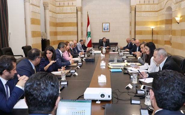 الحريري تابع دفاتر شروط الكهرباء