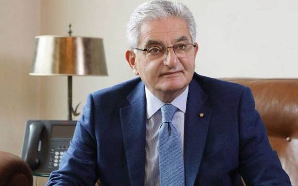 صفيـر يطمئن: أموال المودعين مؤمَّنة ولا داعـي للخوف