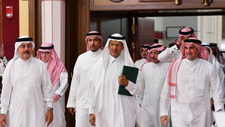 صداقة عمرها 22 عاما بين وزير إيراني ونجل الملك سلمان