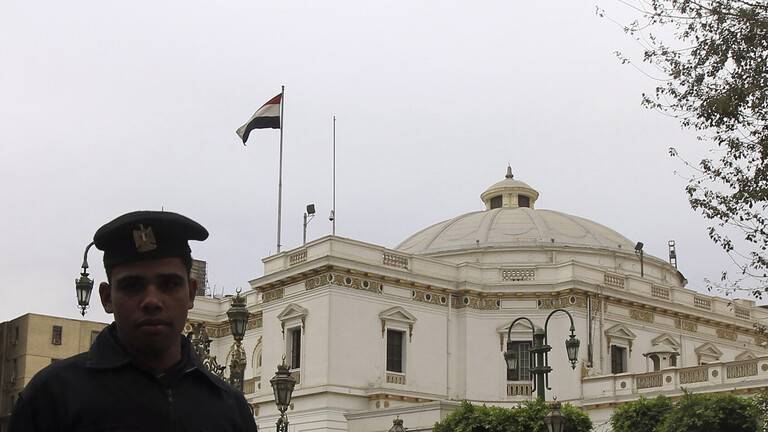 لجنة الدفاع والأمن القومي في مصر تتهم قطر بسرقة المواهب المصرية
