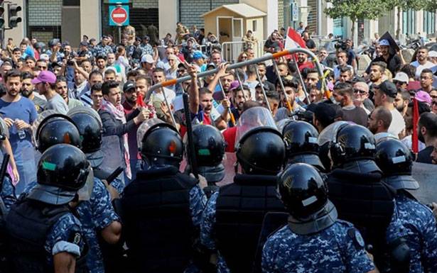 مصادر التيار تهاجم «جماعة الشائعات»: مسؤولية الوضع المتدهور لا يتحمله العهد بمفرده