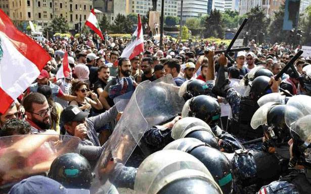 مصادر التيار: تحركات الشارع مشبوهة والمتآمرون معروفون بالاسماء والمواقع