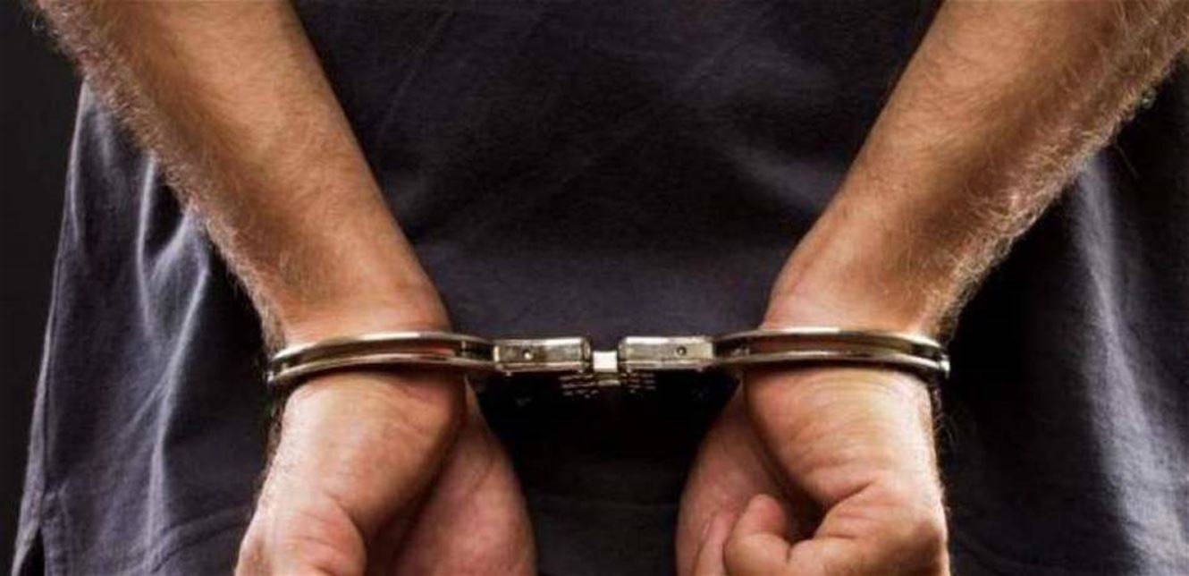 توقيف أشخاص بجرم ترويج المخدرات وتعاطيها