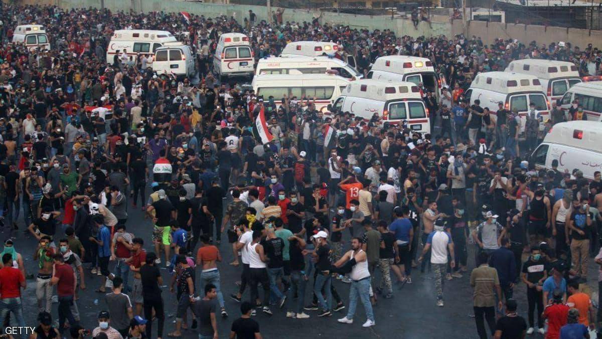 ارتفاع قتلى احتجاجات العراق.. والمتظاهرون يعودون لوسط بغداد