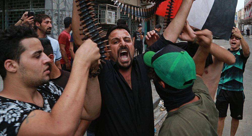 رئيس وزراء العراق..فهل يدعوا الى مفواضات, تجمع وفد من المحتجين والرؤساء الثلاثة