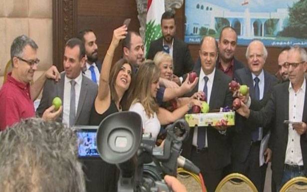 عون : حقّ التظاهر لا يعني حقّ الشتيمة .. وحريّة الإعلام لا تعني إطلاق الشائعات.. فممنوع أن نفشل