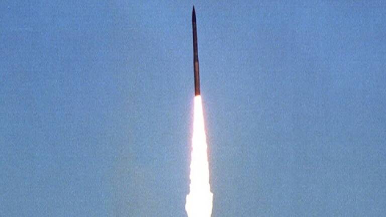 الجيش الأمريكي يطلق صاروخ Minuteman 3 الباليستي العابر للقارات