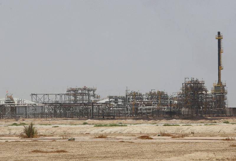 موديز تقول اعتماد العراق على دخل النفط سيستمر مع بطء زخم الإصلاح