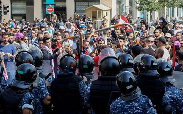 الشعب يطالب... اخرجونا من المزرعة ؟!