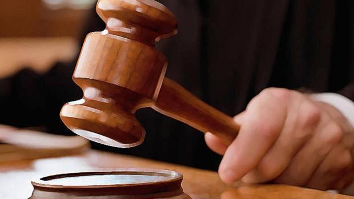 القضاة والمحامون.. مواقف وطرائف