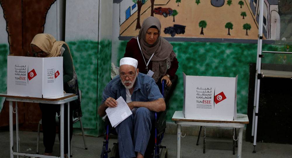 "قلب تونس" و"النهضة" يعلنان فوزهما بالمركز الأول في الانتخابات