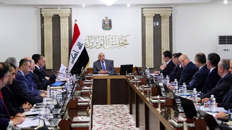 العراق.. منح 150 ألف عاطل منحة شهرية قدرها 150 دولارا