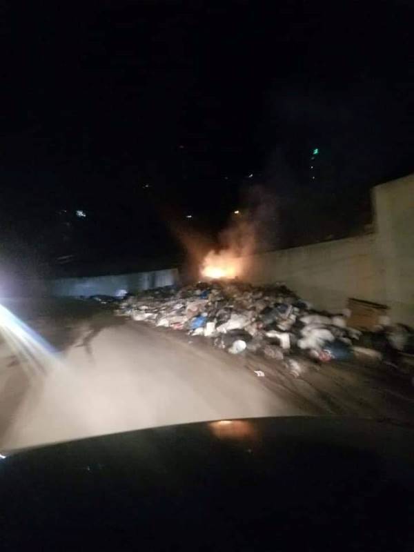 مجهولون أحرقوا أكوام نفايات في سير الضنية