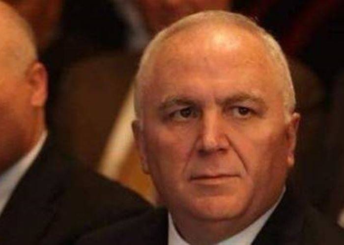 من قصد ميشال ضاهر بتغريدة: 