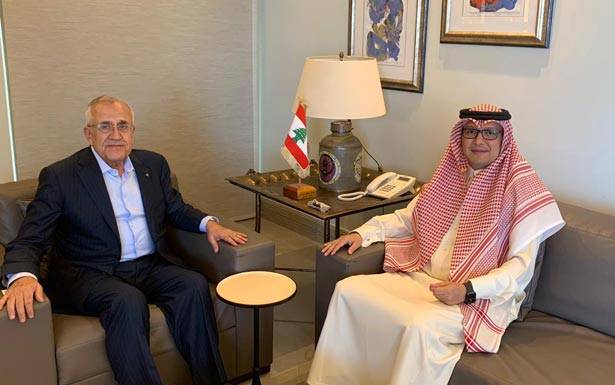سليمان استقبل البخاري والشامسي : من غير المقبول تعكير علاقات لبنان العربيّة