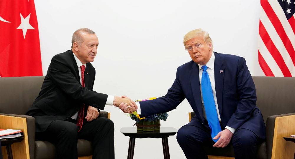 المتحدث باسم أردوغان يرد على تهديد ترامب بتدمير الاقتصاد التركي