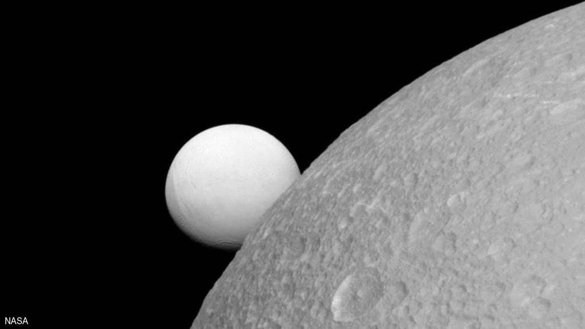 زحل يتفوق على المشتري بـ 20 قمرا جديدا