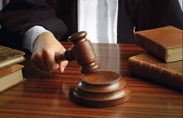 ممثلة أردنية تدّعي على زميلها الممثل بتهمة الإساءة لشرفها