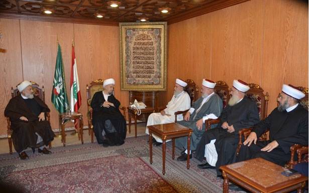 «علماء فلسطين» عرض وقبلان التطورات فضل الله: نرفض شيطنة الوجود الفلسطيني في لبنان