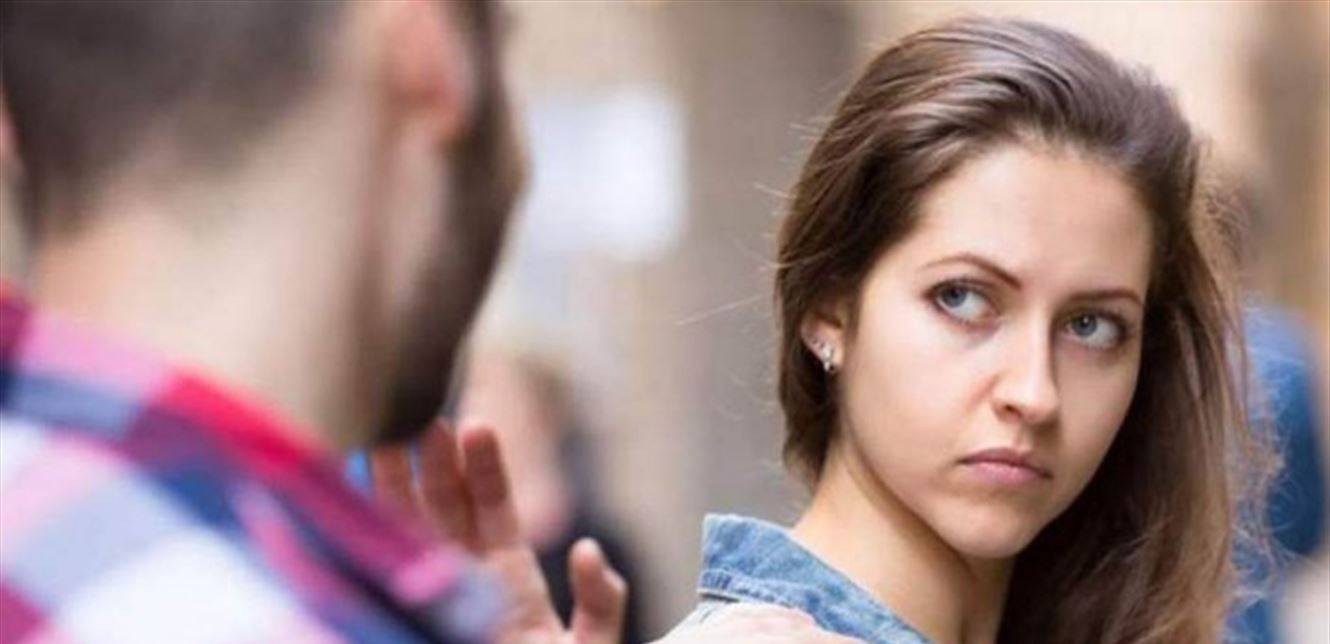 تحرَّش بفتاة في صيدا..فضرباه ووضعاه داخل السيارة موجهين المسدس في رأسه!