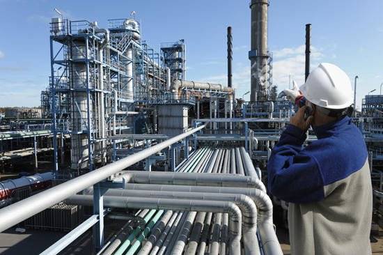 الكويت ترفع أسعار بيع النفط لآسيا في نوفمبر