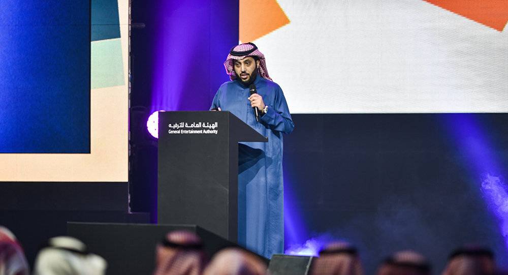 تركي آل الشيخ يزف بشرى للمصريين