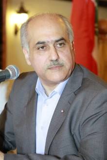 أبو الحسن: لمعت أبواق الثورة فاحسبوها جيدا قبل فوات الأوان