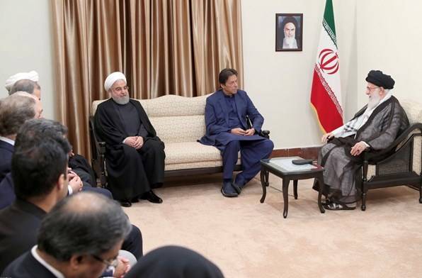 المرشد خامنئي: لا نعادي أي دولة في المنطقة لكن بعضها يأتمر لأميركا