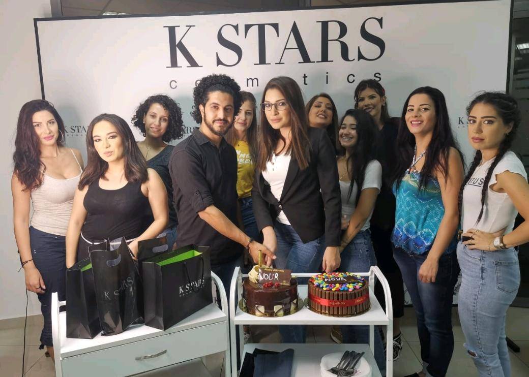 K stars تحتفل بعيد نورالهدى بوجود شريكها محمد كمون