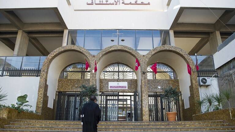 القضاء المغربي ينظر في قضية قنصل فخري قضم إصبع سيدة