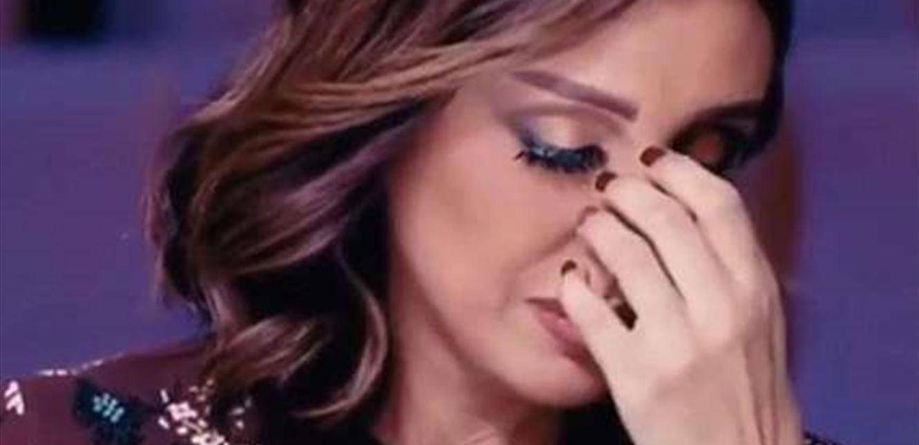 أنغام تفقد وعيها على المسرح في السعودية