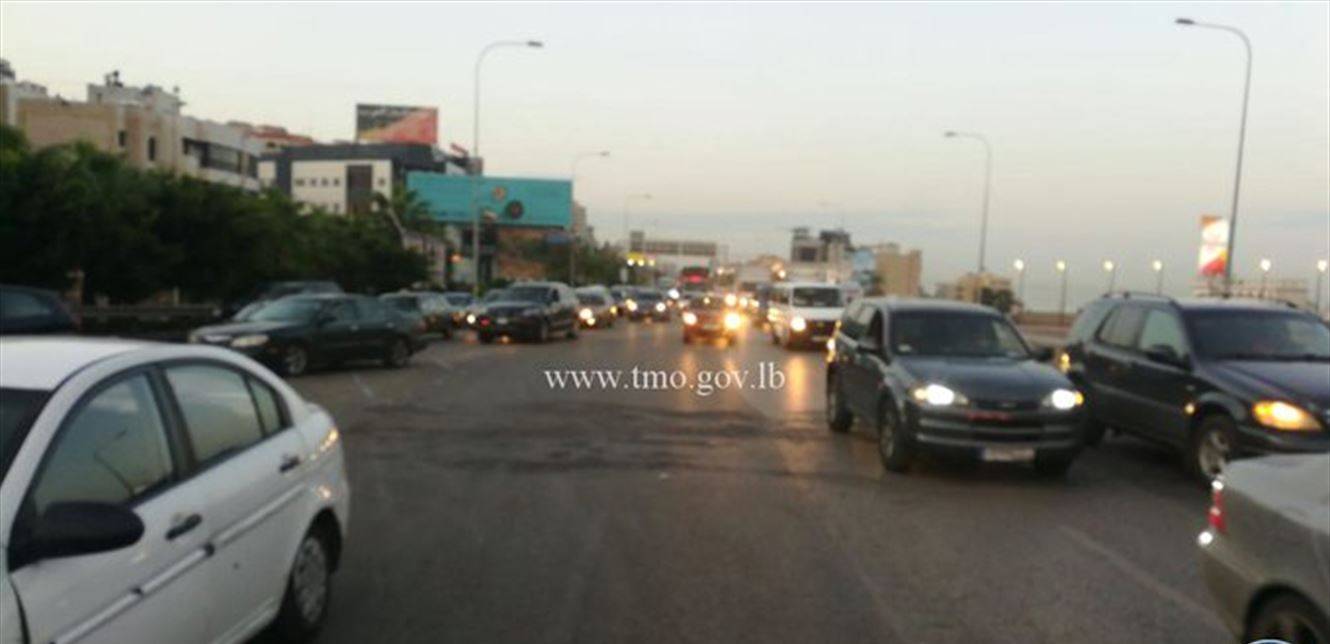 فتح الطريق عند مفرق صحرة الشويفات.. وماذا يجري عند جسر خلدة باتجاه بيروت؟ (صور)