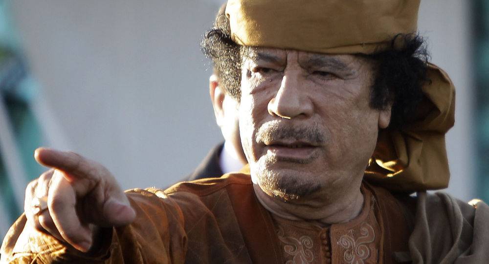 في ذكرى اغتياله... رسائل سرية تكشف للمرة الأولى المتورط في قتل معمر القذافي