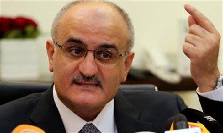 اتفاق بين وزير المال ورئيس الحكومة..اليكم التفاصيل