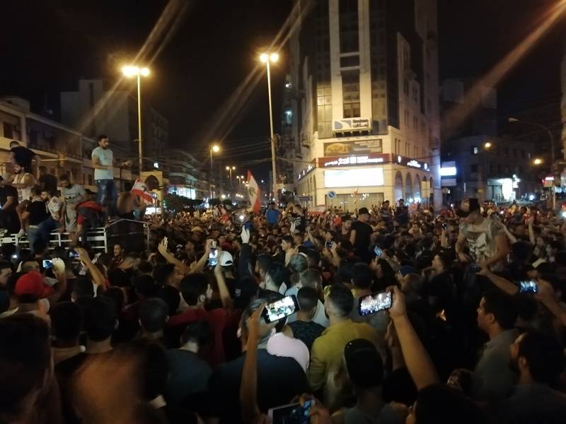 المعتصمون في طرابلس: لن نترك الساحة حتى سقوط النظام