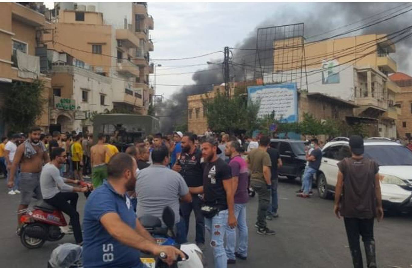 المحتجّون وصلوا الى منزل ميقاتي في طرابلس والقوى الأمنيّة ضربت طوقاً أمنياً