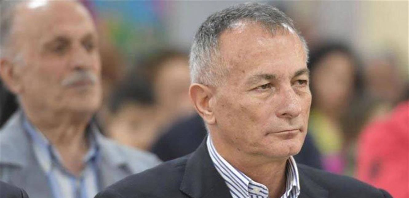 روكز يفجرها.. هل يشارك بالتظاهرات؟