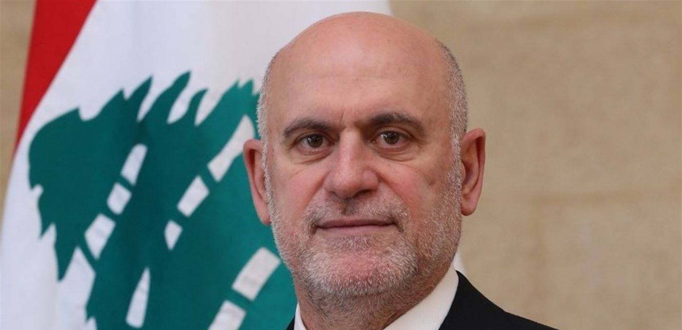 فنيانوس يردّ على وهاب