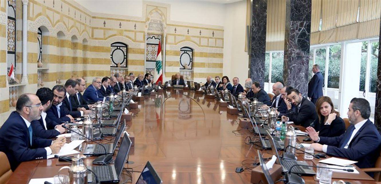 مجلس الوزراء يناقش البند الأخير المتعلق بالكهرباء