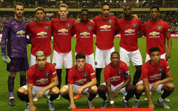 بطولة انكلترا: ليفربول ضيفاً على مانشستر يونايتد الأحد