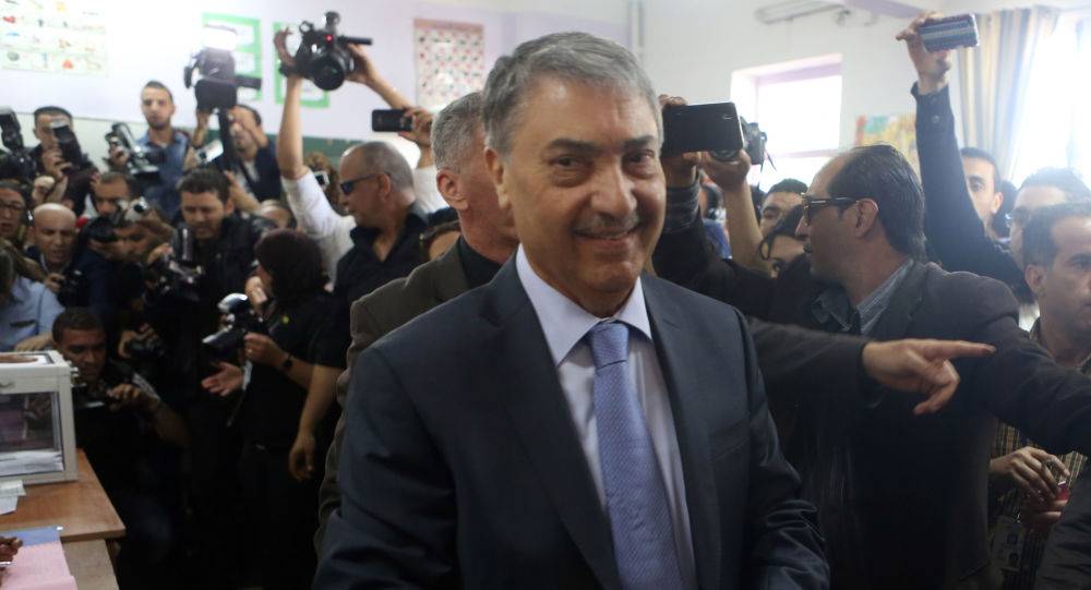 بن فليس: لا مخرج للجزائر إلا بالانتخابات