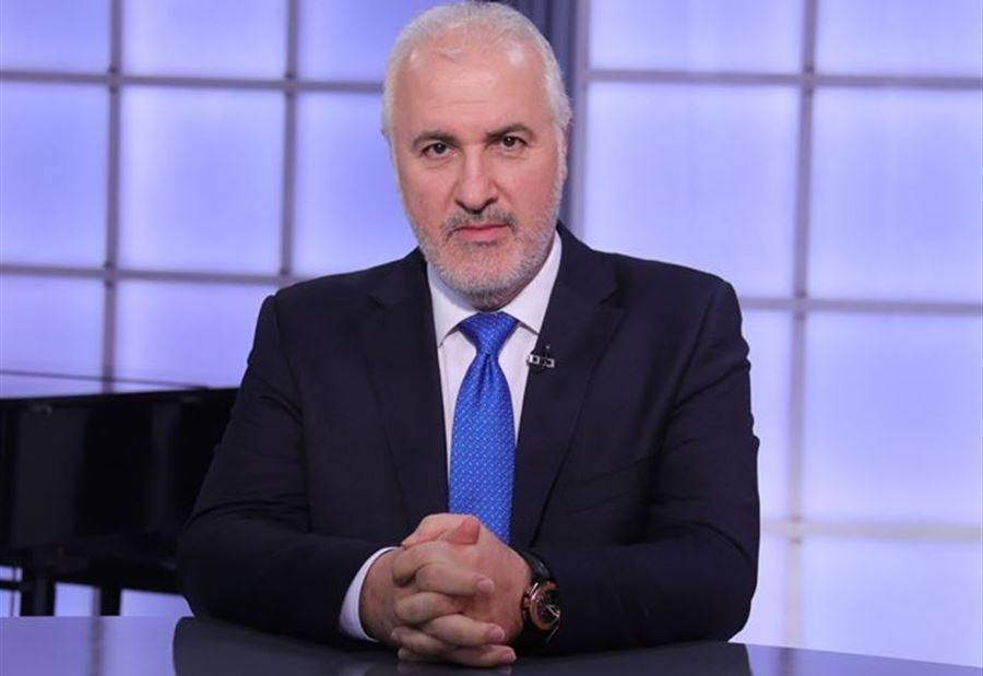 عزيز يدعو الى الاتفاق مع 