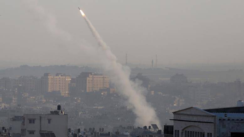 تجدد إطلاق الصواريخ الفلسطينية والاعتداءات الإسرائيلية