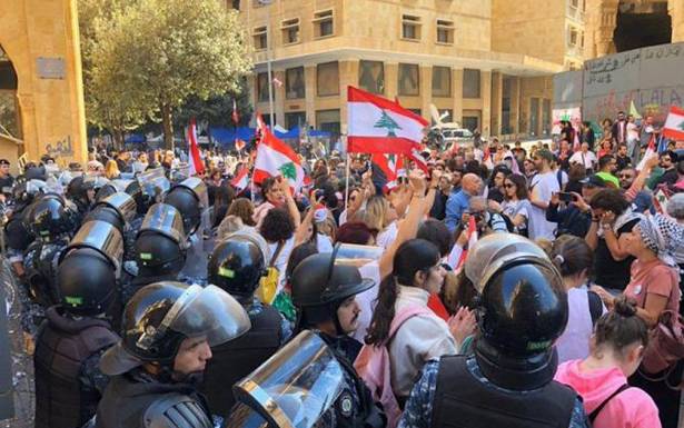 أزمة التكليف والتأليف وتفاقم الخلافات السياسية سيدفع للانهيار الشامل سريعا