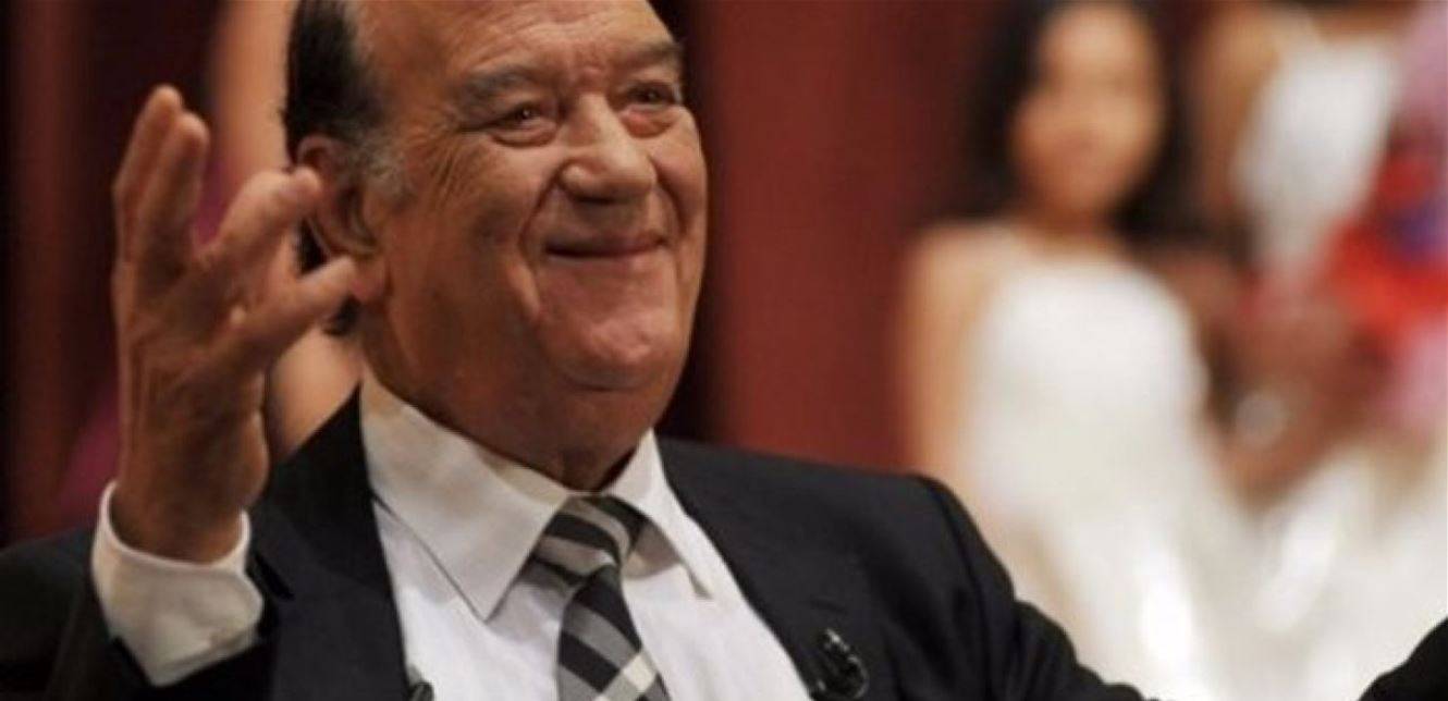 حسن حسني بعد شائعة وفاته: "خايف لما أموت بجد!" (فيديو)