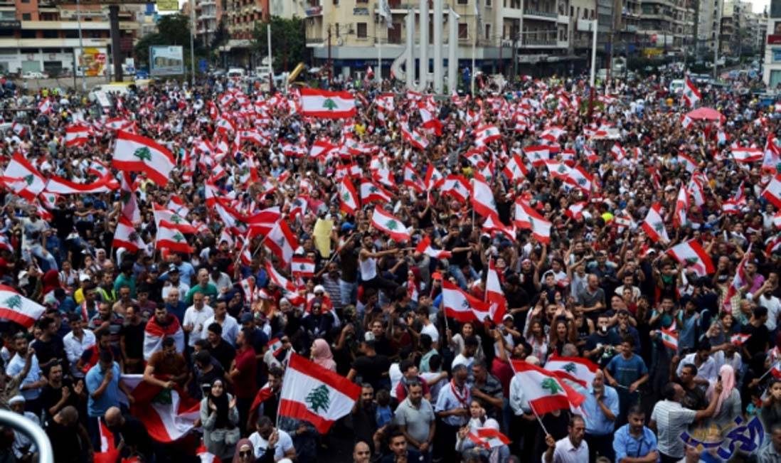 الموسم الدراسي دخل مرحلة الخطر... وتظاهر التلاميذ يسيء للحراك
الطرابلسيّون: هل تعني الحريّة قمع المواطنين وخنقهم بروائح الإطارات المشتعلة؟