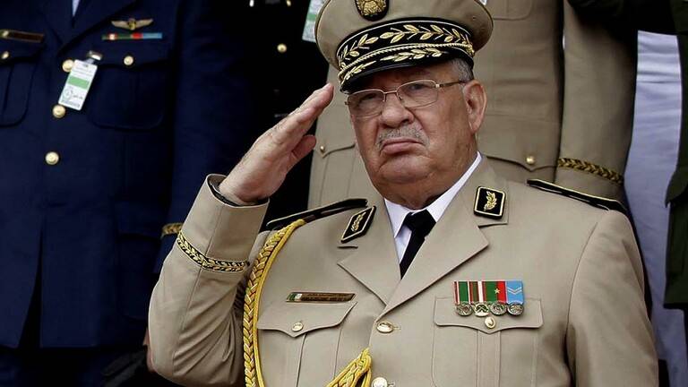بعد أنباء عن عزم البرلمان الأوروبي عقد جلسة حول الجزائر.. الجيش الجزائري يرد