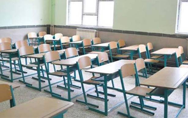 معلّمو المدارس الخاصة نحو الإضراب المفتوح...