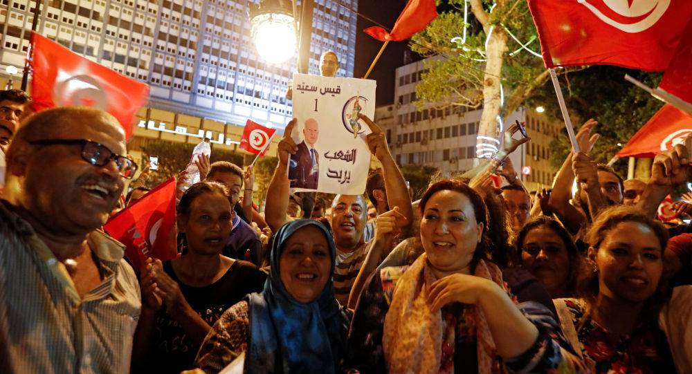 الحراك الاجتماعي في تونس... جمرة تكتوي بنارها حكومات ما بعد الثورة